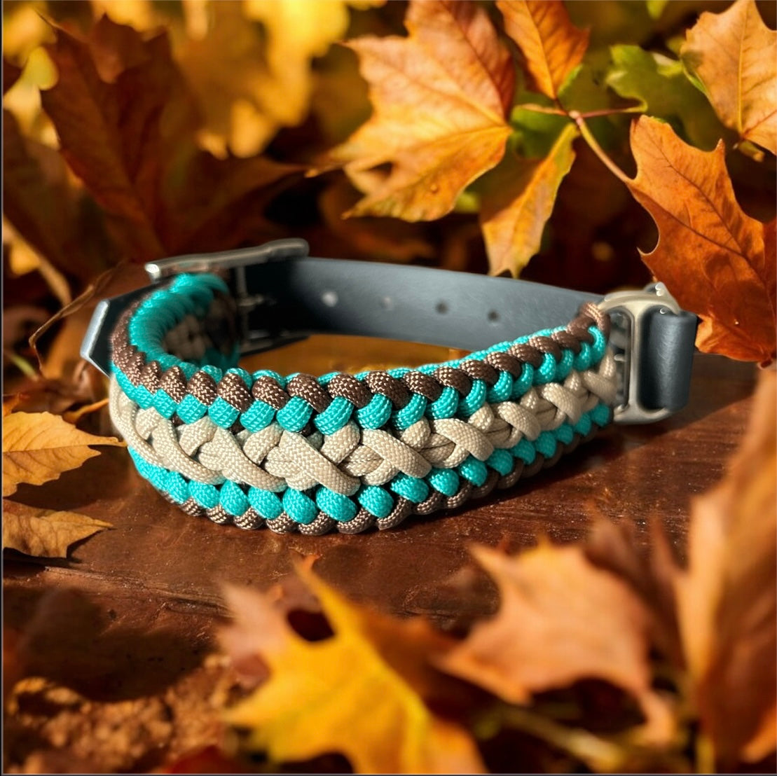 Collier Atlas